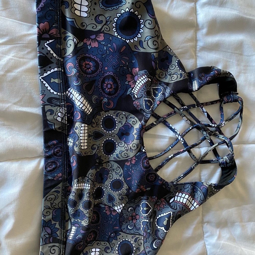 CVG sports bra XL